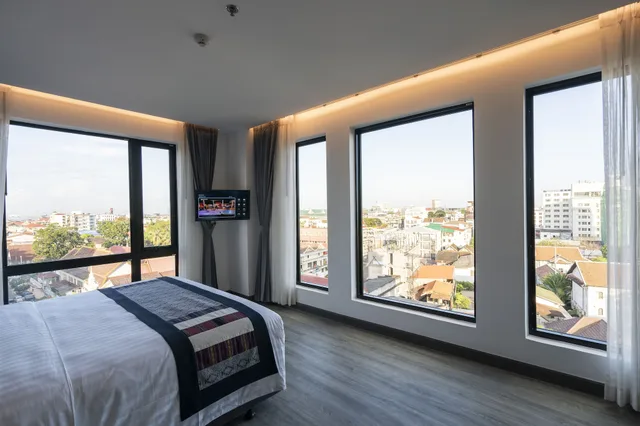 غرفة ديلوكس بسرير كينج بإطلالة على المدينة، Surestay Hotel By Best Western Vientiane 4/10
