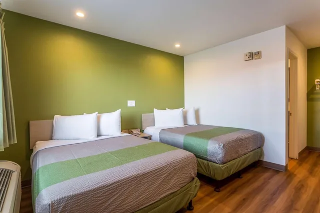غرفة رباعية، Motel6 Needles, CA 4/9