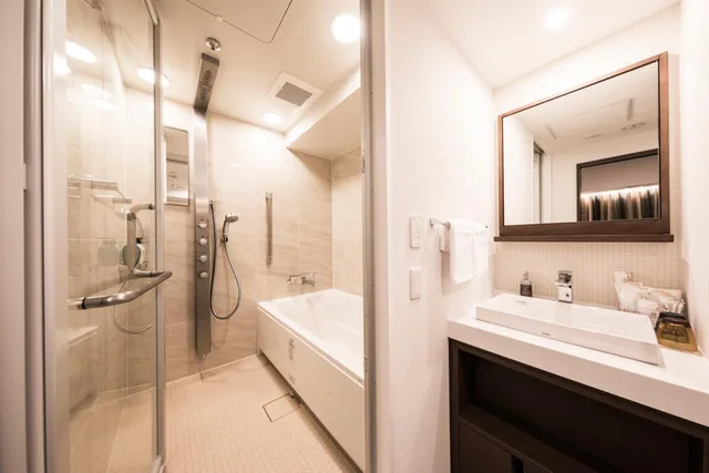 Hollywood, Deluxe, Twin Beds، The Rise Osaka Kitashinchi 3/3