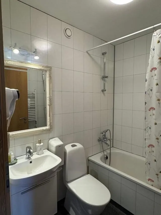غرفة سوبيريور بسرير كينج بإطلالة على الجبل، Húsavík Cape Hotel 4/4