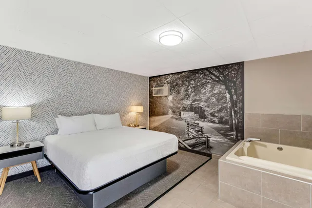 غرفة سوبيريور بسرير كينج وسرير كوين، The Wander Hotel, a Ramada by Wyndham 7/7