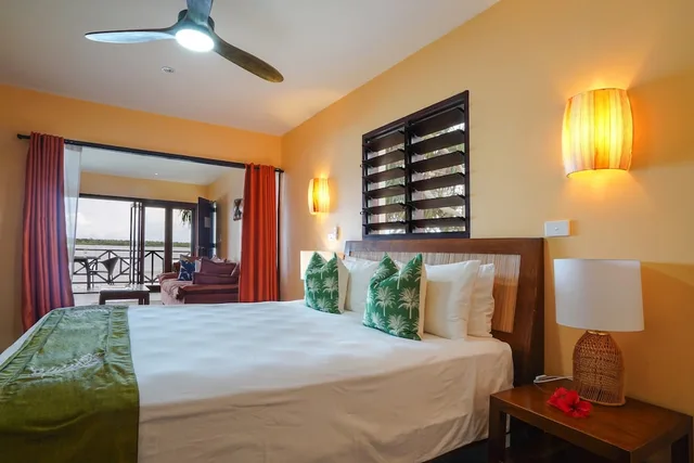 1 Bedroom, Suite, King Bed, Ocean Front، Nasama Resort 1/5