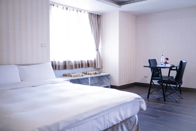 غرفة إليت بسرير كينج، West Hotel 2/5
