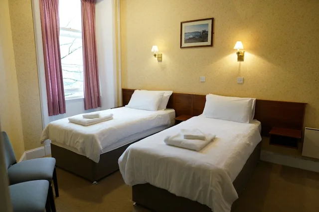 غرفة أساسية بسريرين منفصلين، The Stromness Hotel 6/10