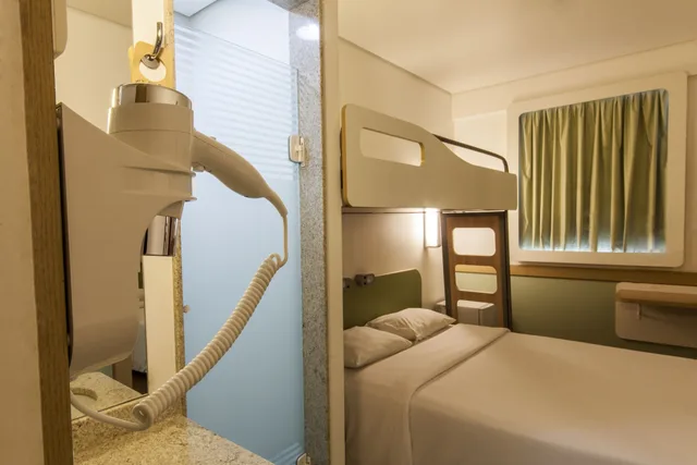 غرفة قياسية بسرير مزدوج وسرير بطابقين، Ibis Budget Manaus 10/10