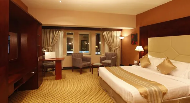 غرفة تنفيذية، هيفن بلازا (Haven Plaza) 1/1