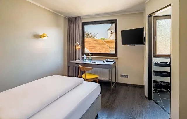 غرفة قياسية مفردة، rugs HOTEL Koln 7/11