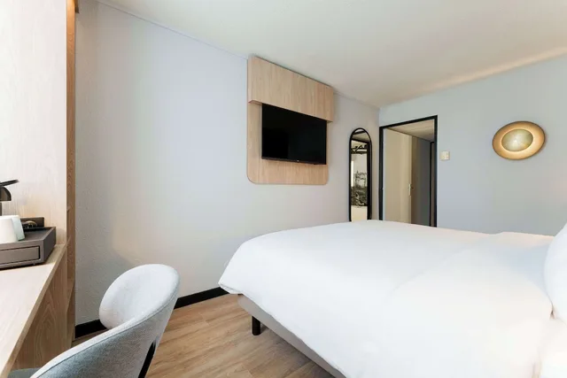 غرفة سوبيريور بسرير كينج، Campanile Argenteuil 6/10