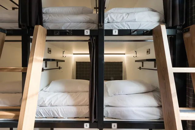 سكن مشترك مختلط بستة أسرّة، CoDE Pod Hostels THE CoURT 2/2
