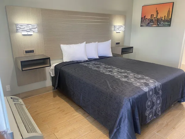 غرفة اقتصادية مفردة بسرير كينج، Mayfair Inn Ontario Airport 3/10