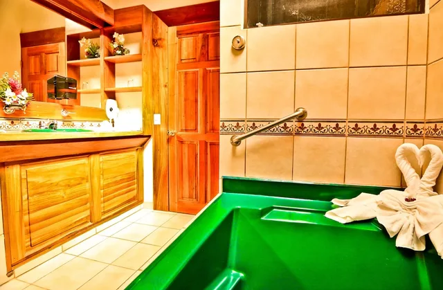 Superior, 2 Double Beds, Garden View, Balcony, Hotel de Montana Monteverde 7/7