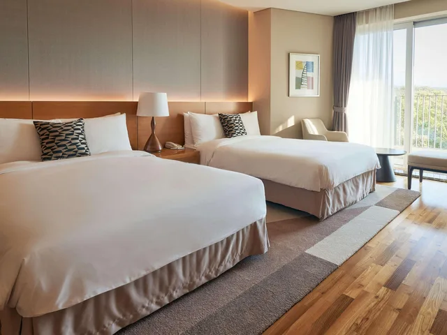 Executive, Suite, Mercure Ambassador Jeju 1/3