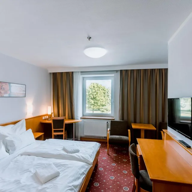 غرفة بسرير مزدوج أو سريرين منفصلين، BEST WESTERN HOTEL PRACHARNA 5/10