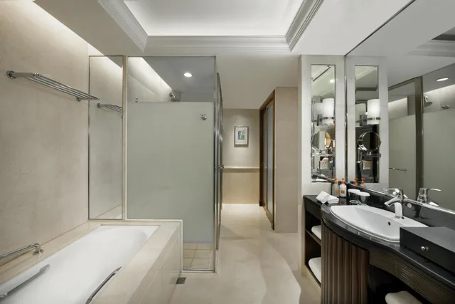 Club Intercontinental, King Bed، Crowne Plaza Nanchang Riverside 4/4