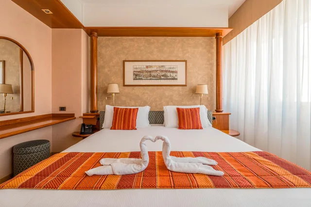 جناح جونيور، Best Western Hotel Crystal 4/10