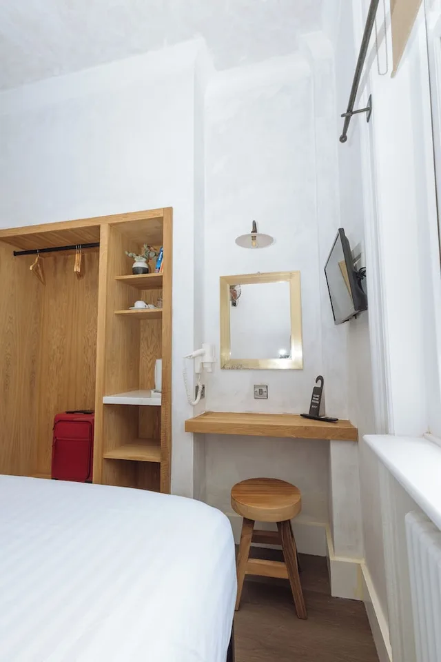 Oasis, Deluxe, Double Bed, Garden View, Central Hotel 4/8