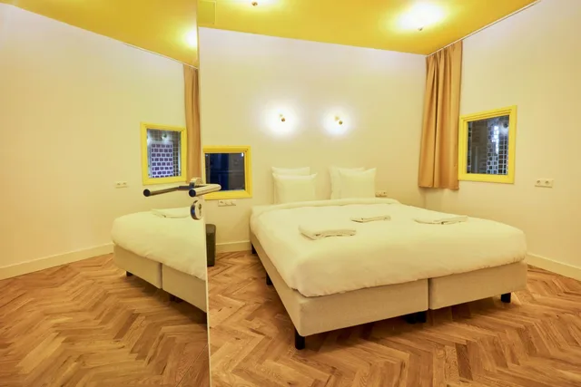 Upstairs, Tower, Shared Bathroom، Hotel Not Hotel 1/2