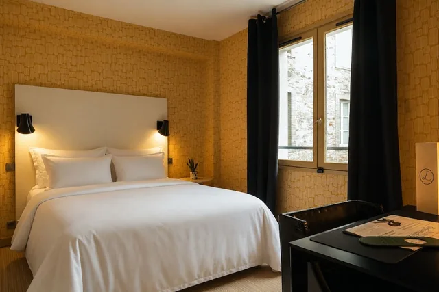 غرفة قياسية بسرير مزدوج، L Hotel 4/10