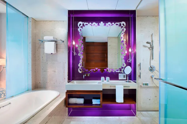 Fabulous, King Bed, Pool View, Balcony، W Singapore Sentosa Cove 6/8