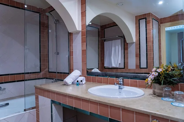 غرفة بإطلالة على المسبح مفردة بسرير فردي، Tmk Hotel Flora Park By Turismark 3/3
