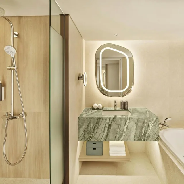 غرفة بسريرين مزدوجين مع دخول صالة النادي، The Westin Seoul Parnas 10/10