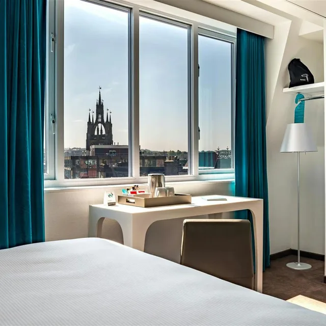 غرفة قياسية بسرير مزدوج بإطلالة على المدينة، Motel One 8/10