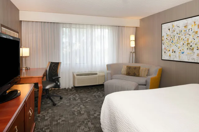 غرفة، Courtyard Newark Silicon Valley 3/6