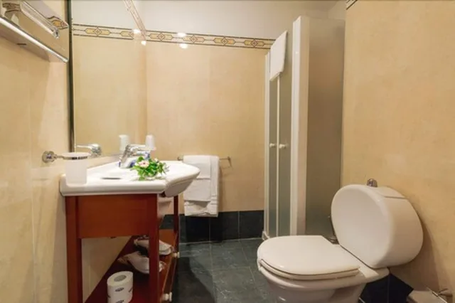 غرفة كلاسيكية بسرير مزدوج أو سريرين منفصلين، Hotel Nettuno 3/3