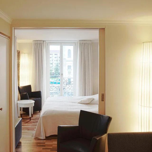 جناح جونيور بإطلالة على النهر، Hotel des Balances 6/7