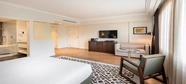 غرفة غراند سوبيريور بسرير كينج، The Stay Boulevard Nisantasi 1/2