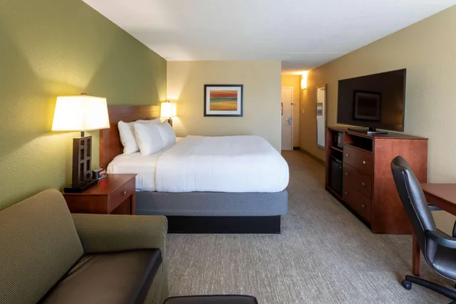 غرفة بسرير كينج، Best Western Fairmont 2/5