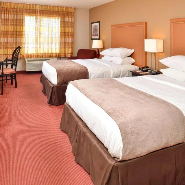 غرفة بسرير كينج وسرير كوين، Hotel Vue, Ascend Hotel Collection 2/7