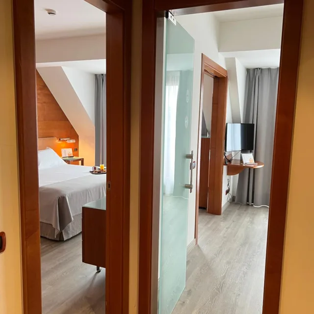 Junior Suite, Balcony, SILKEN MONUMENTAL NARANCO 4/6