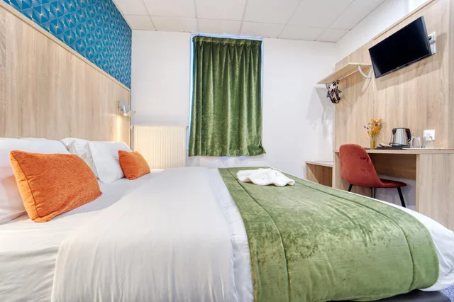 غرفة كومفورت بسرير مزدوج، Escurial Hotel 1/10