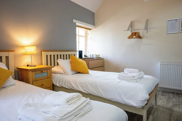 غرفة سوبيريور بسريرين منفصلين وأسرّة بطابقين، Callander Hostel 1/7