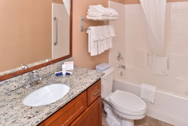 جناح استوديو بسرير كينج لذوي الإعاقة، Candlewood Suites San Diego 3/4