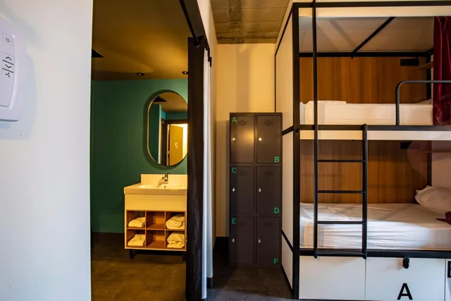 Private, 6 Bunk Beds، The Central House Lavapies 1/1