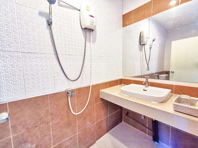 جناح سوبيريور بسرير كينج وسرير فردي بشرفة، The Train Resort And Spa 7/10