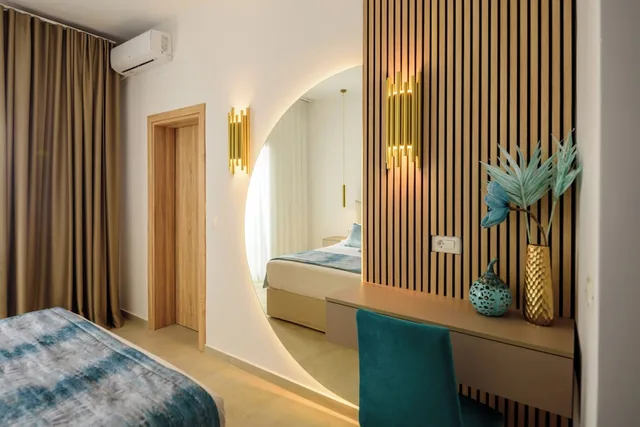 Suite, King Bed, Sea View, Sofa, Balcony, Casa della Liberta Firostefani 6/8