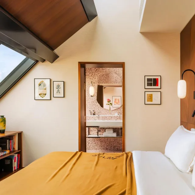 Atelier, Roof Top, Parisian, Suite, King Bed, with View، Hotel Madame Reve 1/2