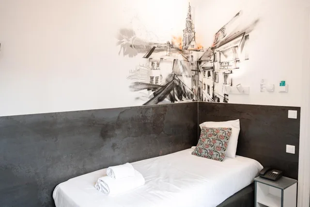 غرفة كلاسيكية مفردة، Hotel des Arts 4/13