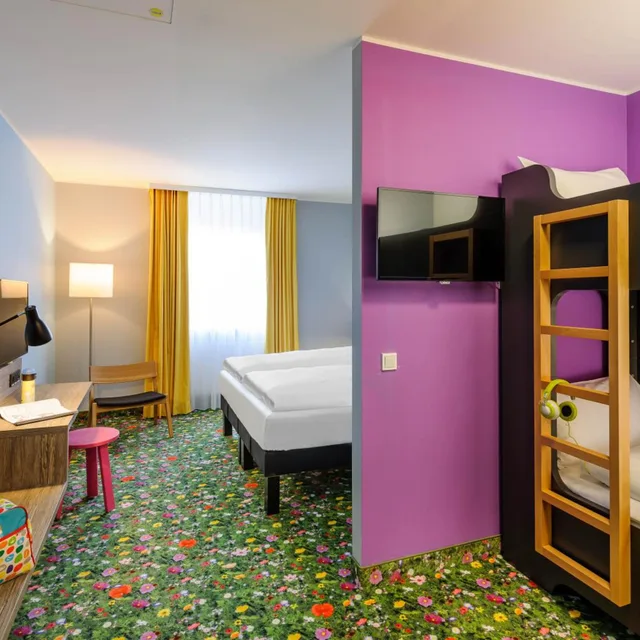 غرفة عائلية بسرير بطابقين، Felix Hotel Kaufbeuren 3/9