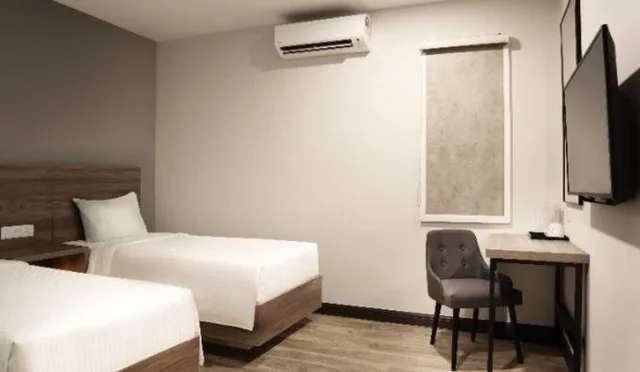 غرفة بريميير بسرير مزدوج أو سريرين منفصلين، Aces Hotel 2/2