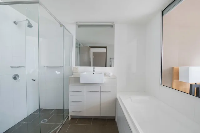 2 Bedrooms, Apartment, Dual Key, Mantra Twin Towns 3/5