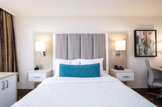 غرفة قياسية بسرير كوين، Best Western Dorchester Hotel 5/8