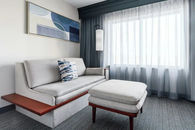 غرفة بسرير كينج لذوي الإعاقة، Courtyard By Marriott Farmington 5/8