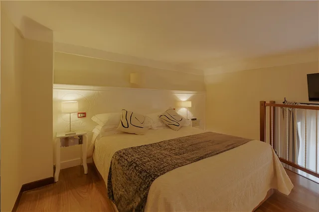 غرفة سوبيريور بسرير مزدوج بشرفة مع أريكة، Hotel Palazzo Sa Pischedda 2/6