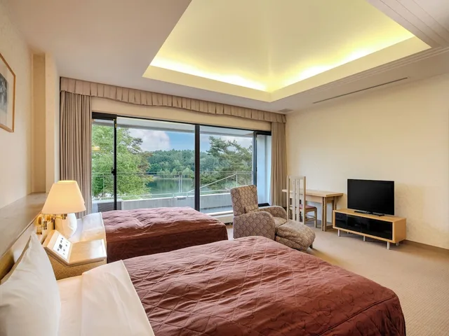 غرفة ديلوكس عائلية بسريرين منفصلين وسريرين مزدوجين مع أريكة، Hotel Anbient Tateshina 5/9