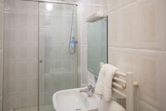 غرفة اقتصادية بسريرين منفصلين، The Buttery Guest House 3/4