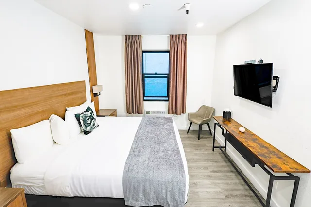 غرفة ديلوكس بسرير كينج يُسمح فيها بالحيوانات الأليفة، Urban Boutique Hotel 1/10
